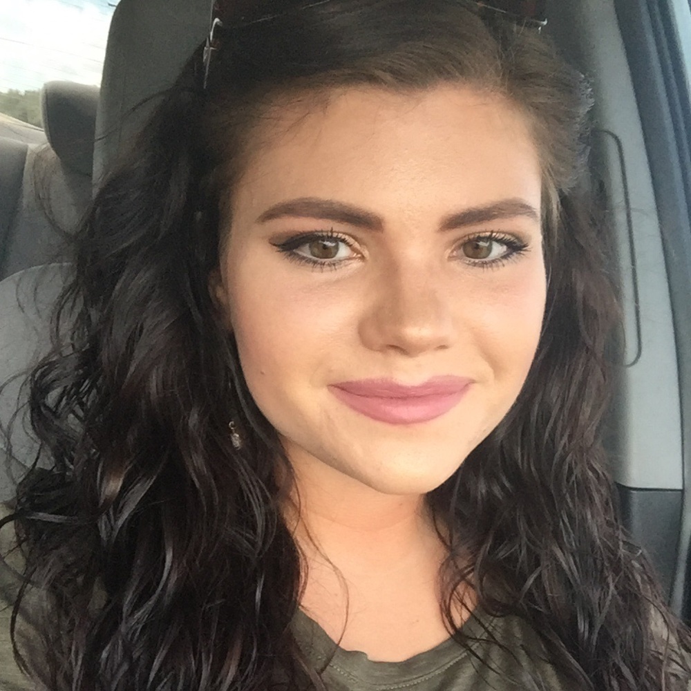 Meet your Posher, Sara